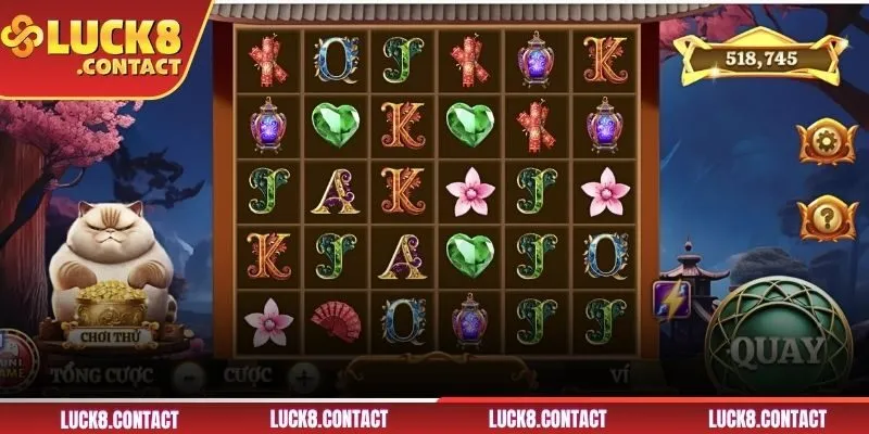 Giao diện game hiển thị các nút lệnh hợp lý